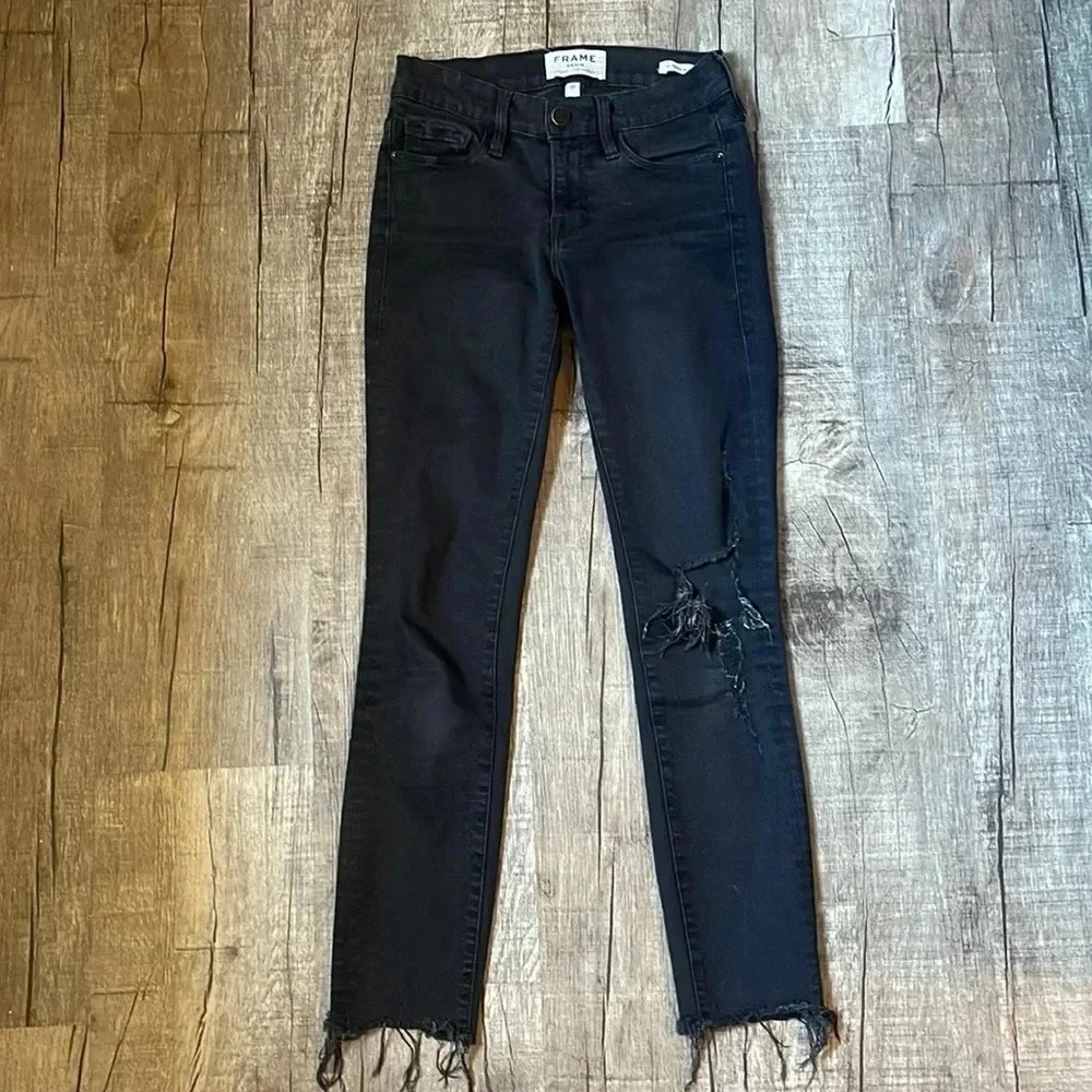 FRAME - La Skinny De Jeanne - Black Distressed Jeans - Size 24